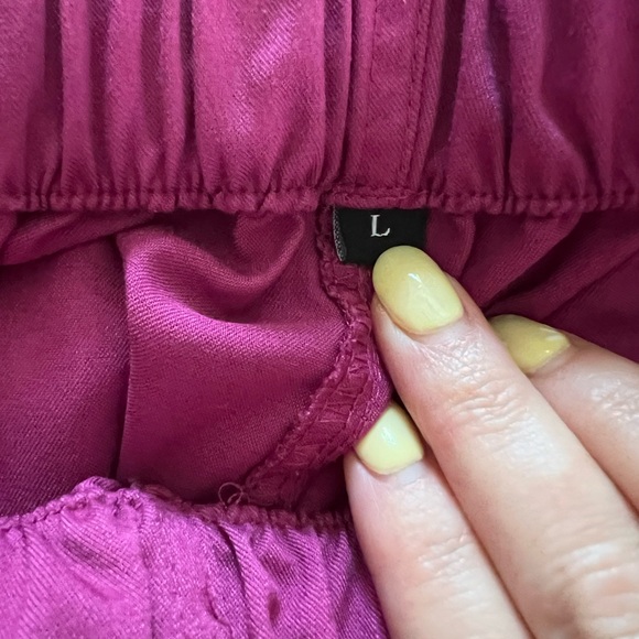 Niaahinn Hot pink scrub set, size L - Picture 8 of 10